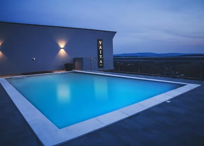 Bed and Breakfast Vajta 4*